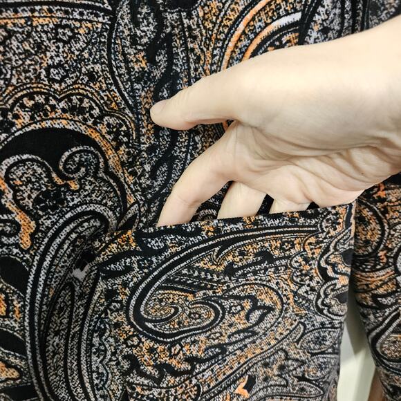 VTG Harve Benard Paisley Velvet Jacket Sz 8 Medium Button Closure Black/Orange - Picture 4 of 7